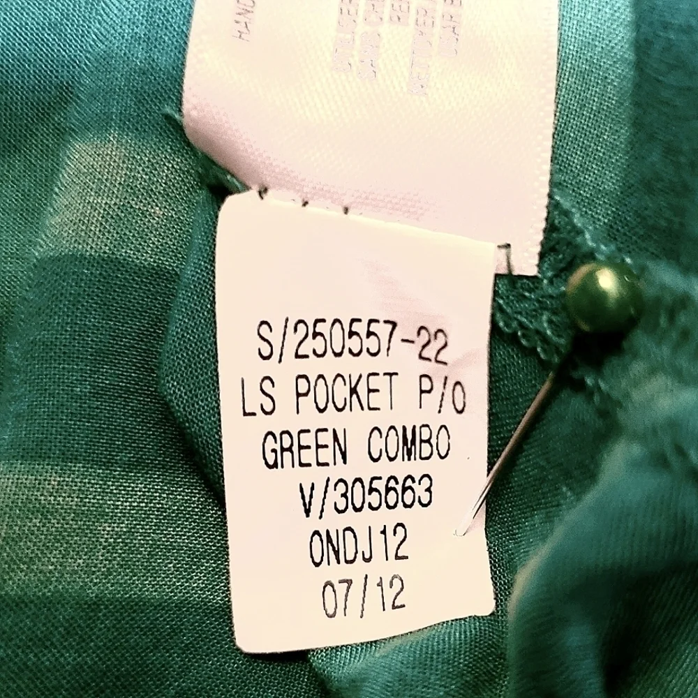 Old Navy Striped Green On Green Button-Down Shirt Relaxed Fit Womens XLarge - Picture 8 of 8